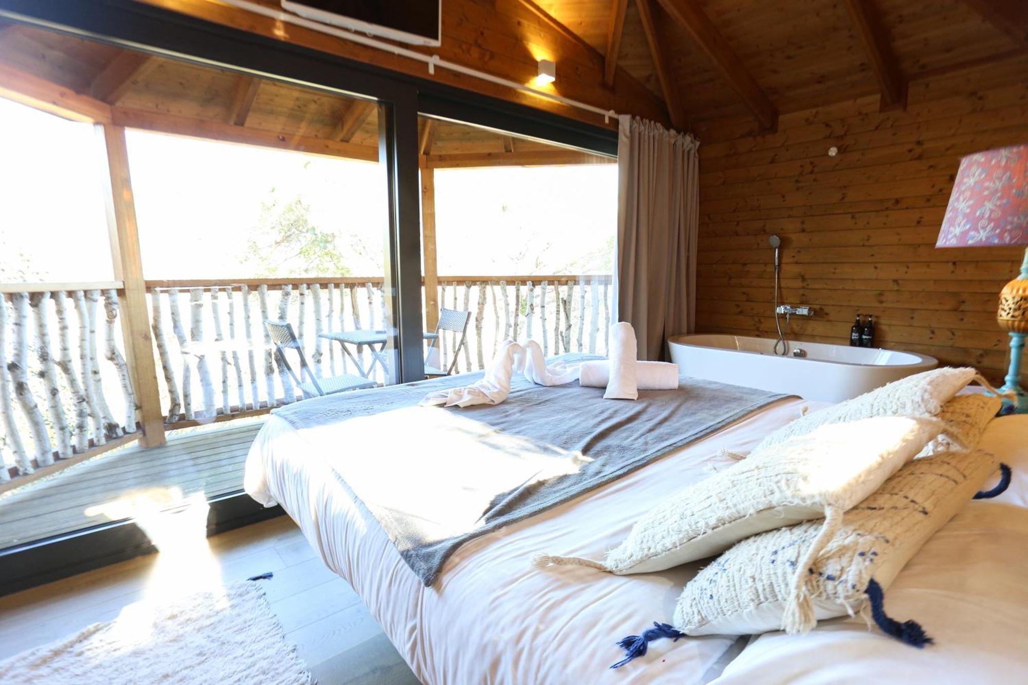 Les Suites Santa María de Palautordera Buitenkant foto